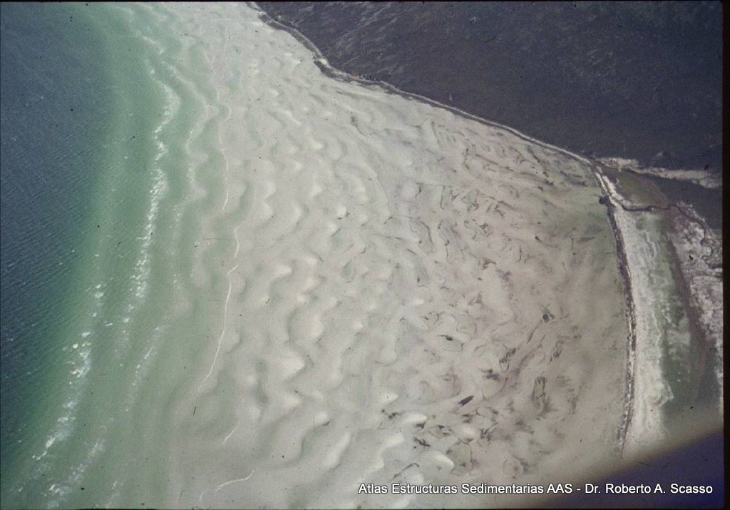 Megaóndulas de marea - Fotografía: Roberto A. Scasso | Islas Malvinas